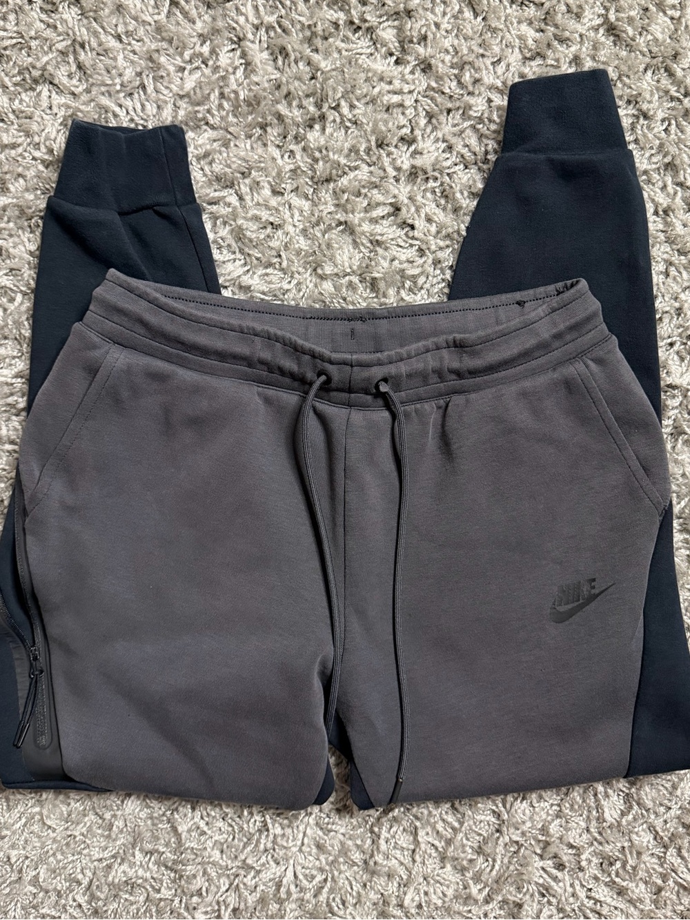 Nike Tech Sweatpants
